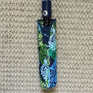Vera Bradley Automatic Umbrella